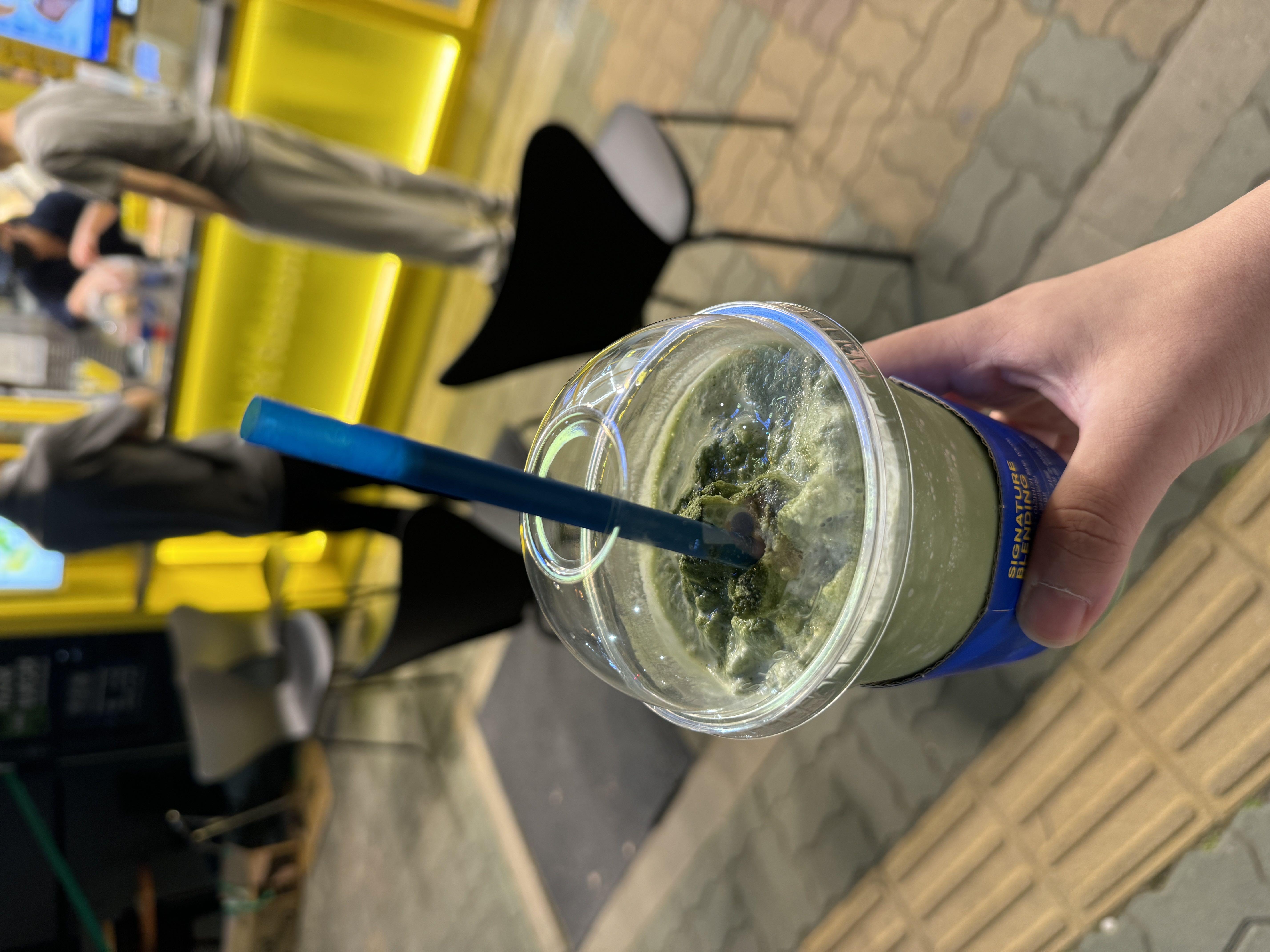 패스오더로 빽스치노에 소프트아이스크림