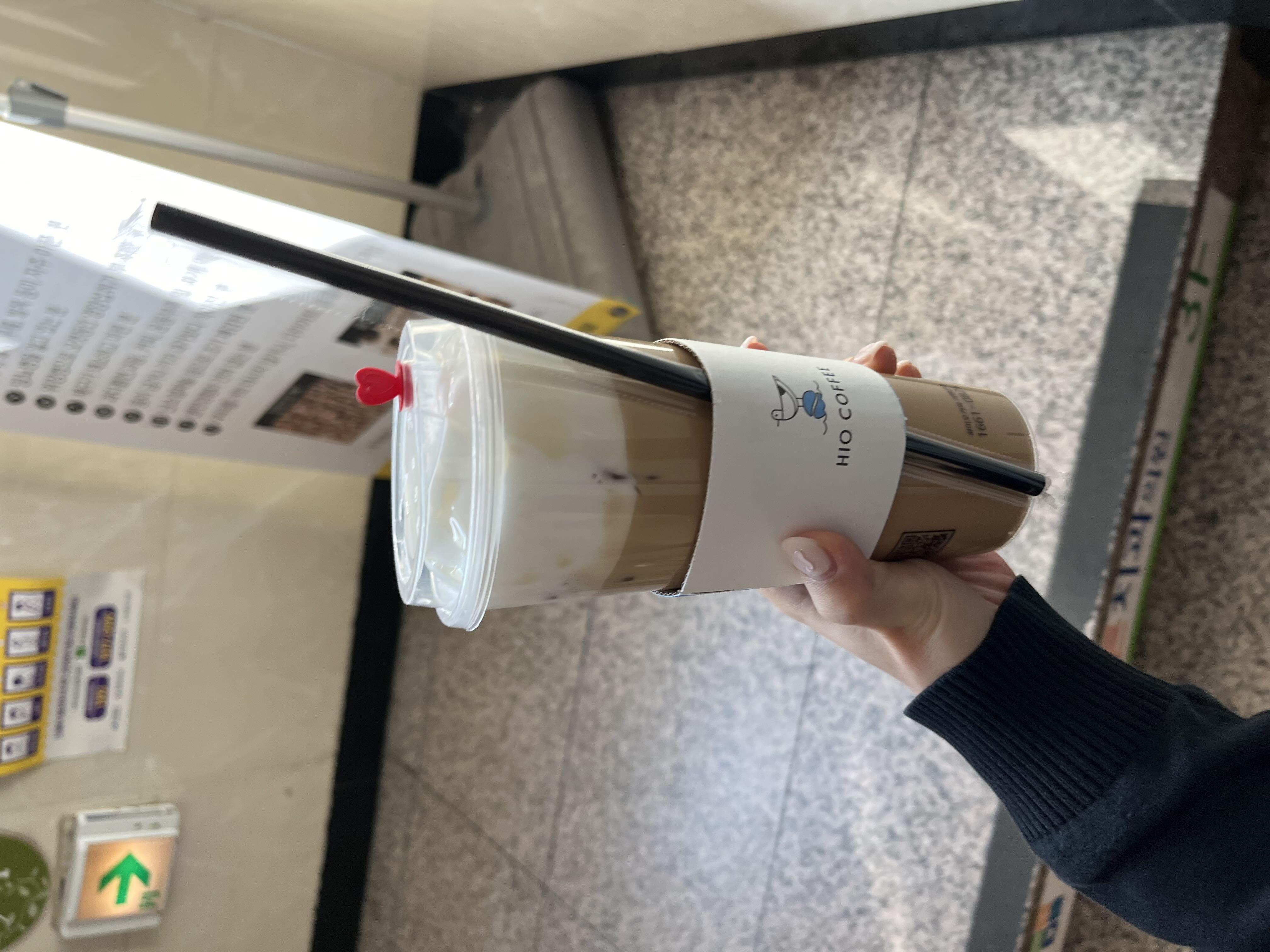 매장에 두 분이 계셨는데 두 분 다 