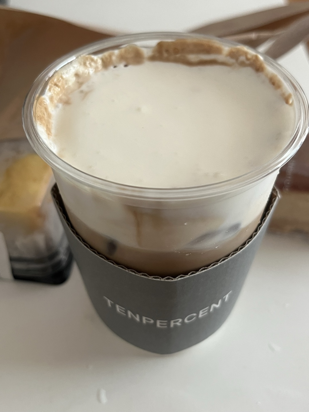 커피맛있고 디저트 종류다양해서 좋아용